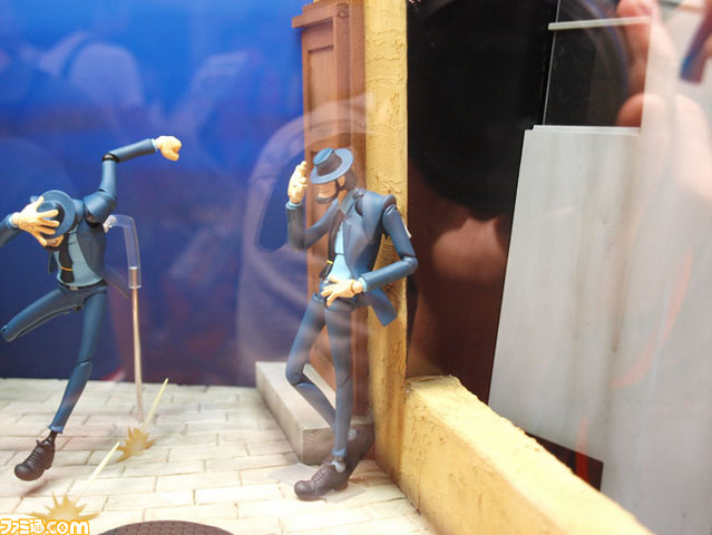 revoltech26