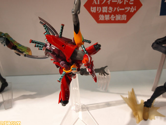 revoltech13