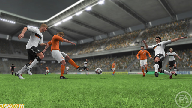 Dutch_NT_Kuyt-Huntelaar-Tasci_block_Watermarked