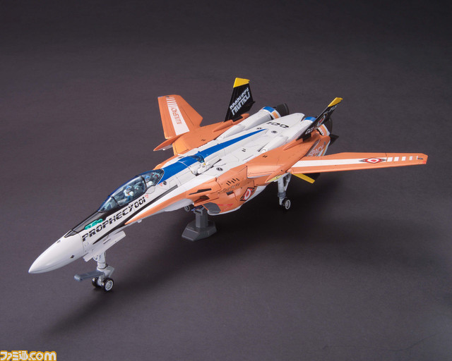 macross03