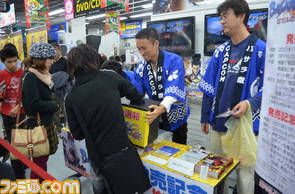 ヨドバシカメラマルチメディアAkibaの『戦国BASARA3 宴』サイン会&握手会に多数のファンが集結_01