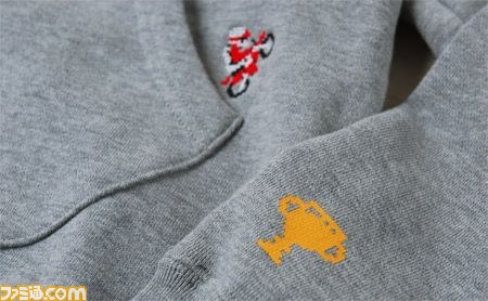 ザ・キングオブゲームズから冬にピッタリの新作&再販パーカーが続々_12