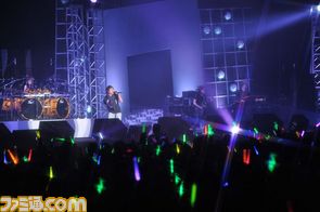 幕張に「愛してるZ!!!!!!」が響き渡った“VitaminZ 百花繚乱 幕張・炎夏の陣 愛してるZ!!!!!!”昼・夜公演をリポート _19