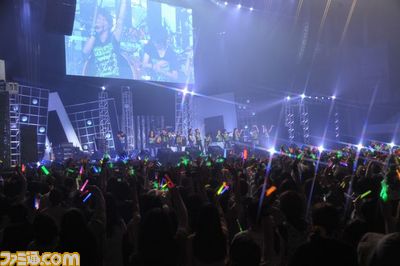 幕張に「愛してるZ!!!!!!」が響き渡った“VitaminZ 百花繚乱 幕張・炎夏の陣 愛してるZ!!!!!!”昼・夜公演をリポート _24