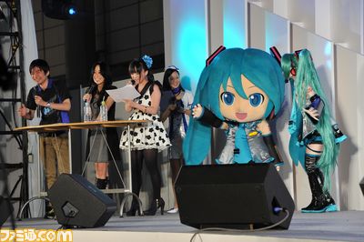 PS Vita版『初音ミク -プロジェクト ディーヴァ- F 2nd』体験版、10月17日~23日期間限定配信! セガッチュ!!リポートその1【TGS2013】_08