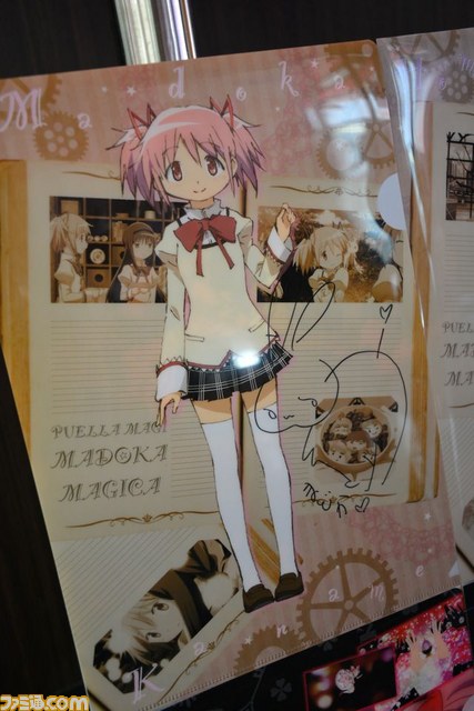 “遊んで+もらえる まどか☆マギカキャンペーン”スタート記念で、悠木碧さんがセガ秋葉原に登場!_20