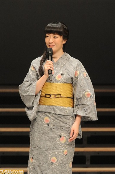 『ブレイブルー』ファンの夏祭り“ぶるふぇす2015 あるてぃめっと☆さま~”開演! 衝撃の最新作発表も飛び出した!_06