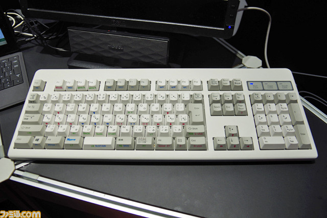 “REALFORCE”が試作品のゲーミングキーボードを引っさげてTGS2015に出展。東プレは愛すべき技術屋だった!【TGS2015】_03