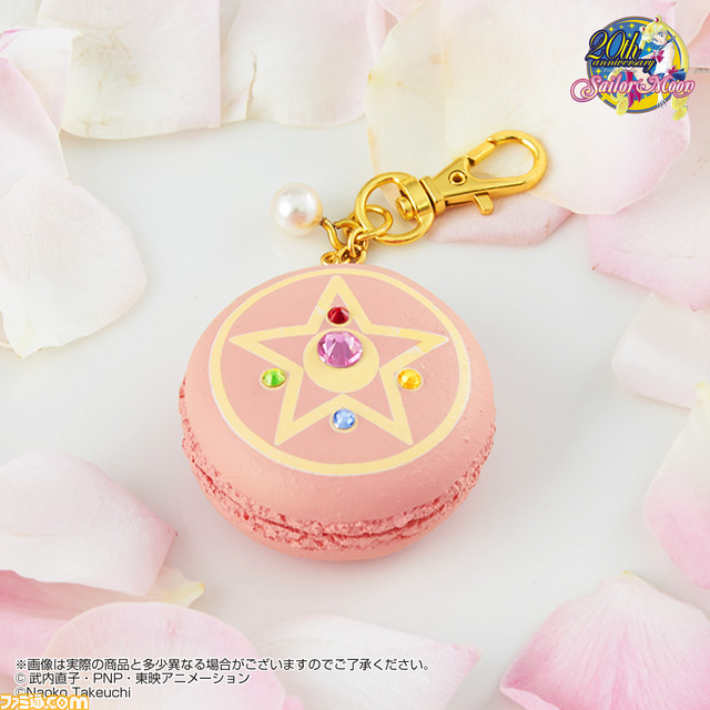 『美少女戦士セーラームーン』新味マカロン5種とオトナかわいいチャームのセットが限定登場_02