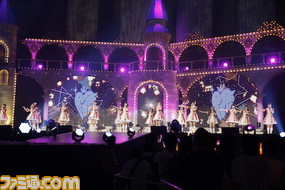 安野希世乃さんサプライズ出演の“伝説”に沸く! 『アイマス シンデレラガールズ』4thライブ神戸初日公演リポート_26