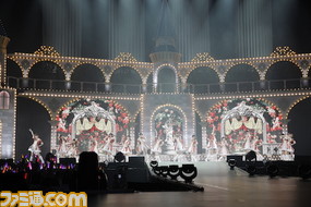 安野希世乃さんサプライズ出演の“伝説”に沸く! 『アイマス シンデレラガールズ』4thライブ神戸初日公演リポート_07