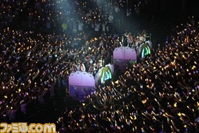 早見沙織さん、東山奈央さんがサプライズで登場! 『アイマス シンデレラガールズ』4thライブSSA公演2日目リポート_34