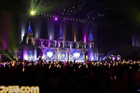 早見沙織さん、東山奈央さんがサプライズで登場! 『アイマス シンデレラガールズ』4thライブSSA公演2日目リポート_21