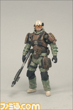 reach1boxed_trooper2pack_01