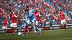 FIFA12_silva_jostling
