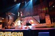 LIVE111019 533