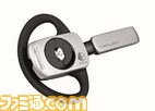 Silver_Headset_Three_Quarter_001