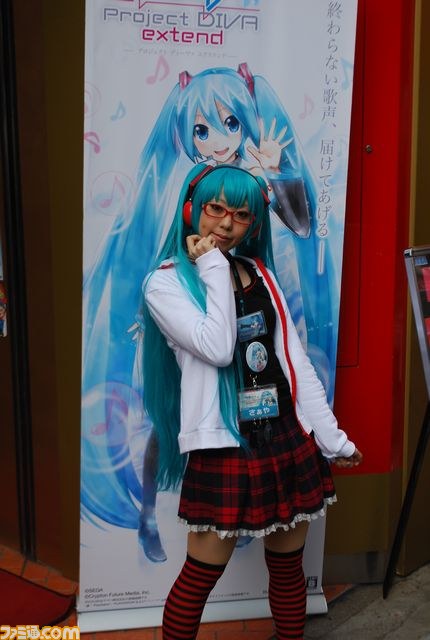 『初音ミク -プロジェクト ディーヴァ- エクステンド』発売記念抽選会が開催！_01