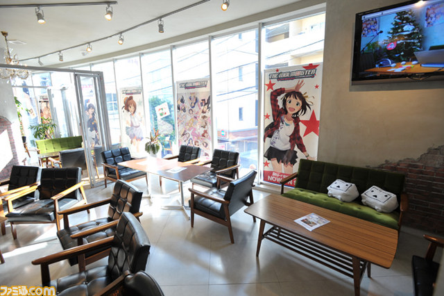 “アイドルマスターカフェ”で今井、仁後、原の3人がまったりトーク_03