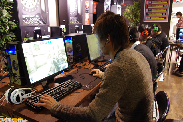 福岡で『スペシャルフォース』のネットカフェイベントが開催、プロゲーマーも参加_03