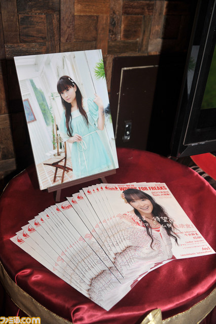 秋葉原に期間限定オープン中の“ミンゴスカフェ”にミンゴスこと今井麻美が来店！_03