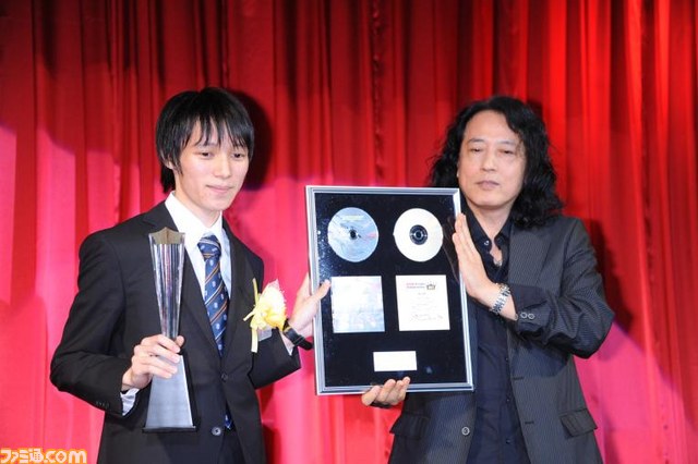 12名のチャンピオンが集結“KONAMI Arcade Championship 2011 グランドフィナーレ～授賞祝賀会～”開催_17