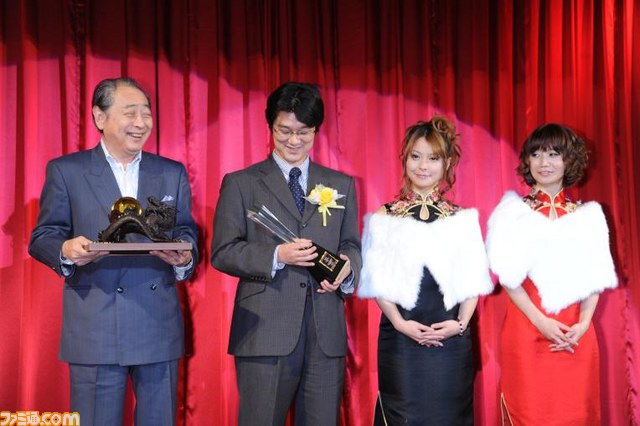 12名のチャンピオンが集結“KONAMI Arcade Championship 2011 グランドフィナーレ～授賞祝賀会～”開催_23