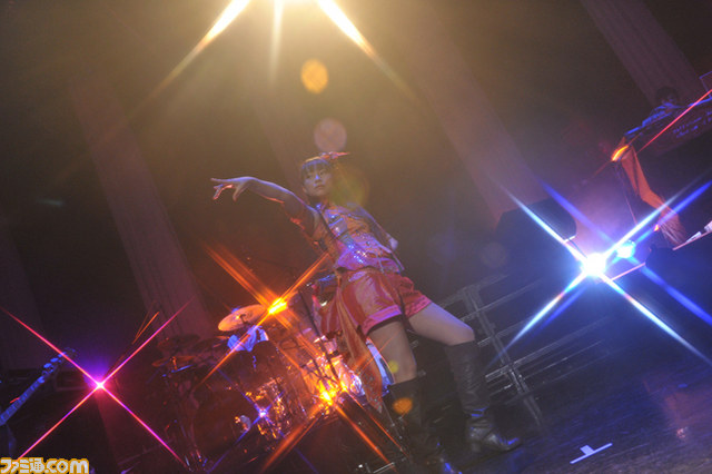 今井麻美ライブツアー“Aroma of happiness”を笑顔でスタート！_36