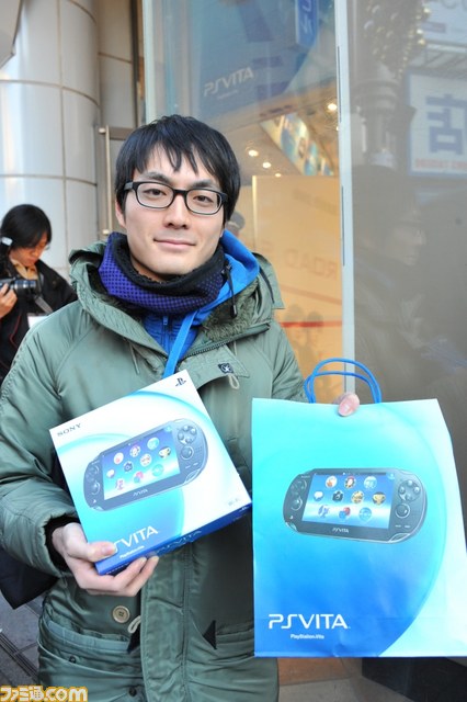 発売カウントダウンイベントに国内外の取材陣が集結――渋谷編【PS Vita発売日リポート】_12