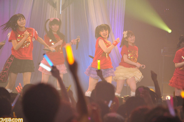 アフィリア・サーガ・イースト“聖ナル2ndワンマンライブ2011”でアツいパフォーマンスを披露_24