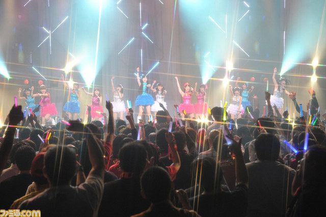 アフィリア・サーガ・イースト“聖ナル2ndワンマンライブ2011”でアツいパフォーマンスを披露_29