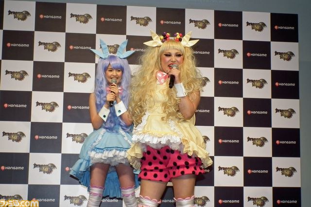 道重さゆみと嗣永桃子の仁義なきアイドル紛争勃発？　『ドラゴンネスト』“神アイドル”にふさわしいのはどっちだ_02