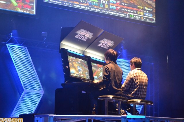 “機動戦士ガンダム エクストリームバーサス プレミアムドッグファイト2012”大会リポート――続編情報ほかサプライズが続出_38