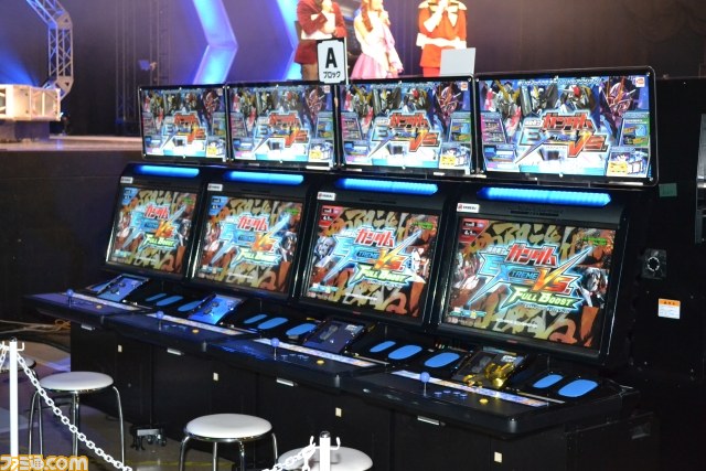 “機動戦士ガンダム エクストリームバーサス プレミアムドッグファイト2012”大会リポート――続編情報ほかサプライズが続出_42