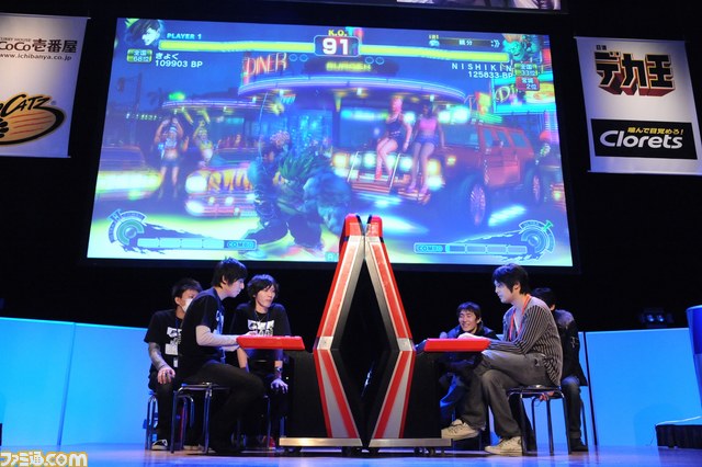 日本一の座は誰の手に!? 『スパIV AE』公式全国大会が開催_14