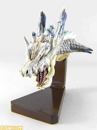 セブン-イレブンと『モンスターハンター』による春のキャンペーンが開催決定_25