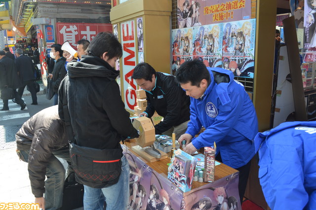 『シャイニング・ブレイド』発売記念抽選会が開催――ファンイベントに関する情報も_03