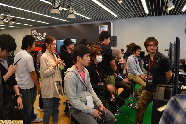 セルジオ越後、佐藤かよら豪華ゲストも登場! ”FIFA インタラクティブ・ワールドカップ ”日本予選リポート_02