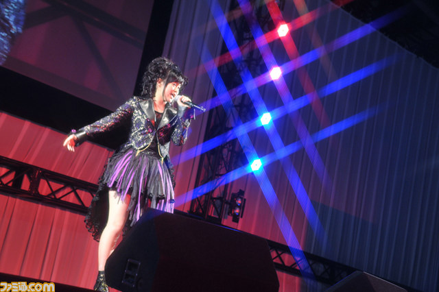 原由実がセーラー服姿で登場！ “『黄昏乙女×アムネジア』トーク&ライブイベント in アニメ コンテンツ エキスポ 2012”_18