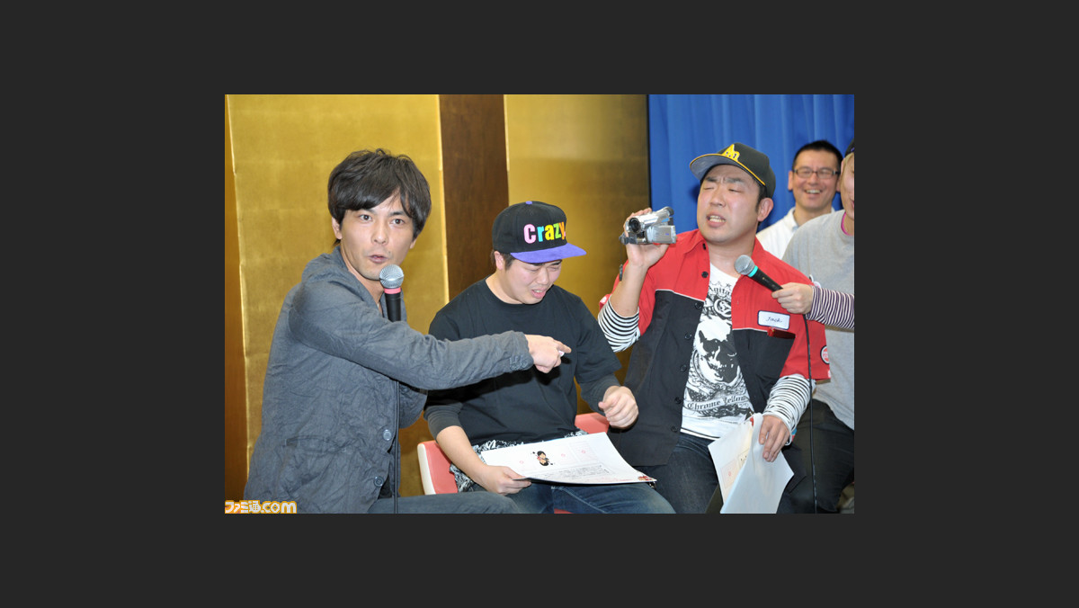 次長課長 井上聡の単行本 赤のゲームです 発売記念イベント開催 ファミ通 Com 次長課長 井上聡の単行本 赤のゲームです 発売記念イベント開催 ファミ通 Com