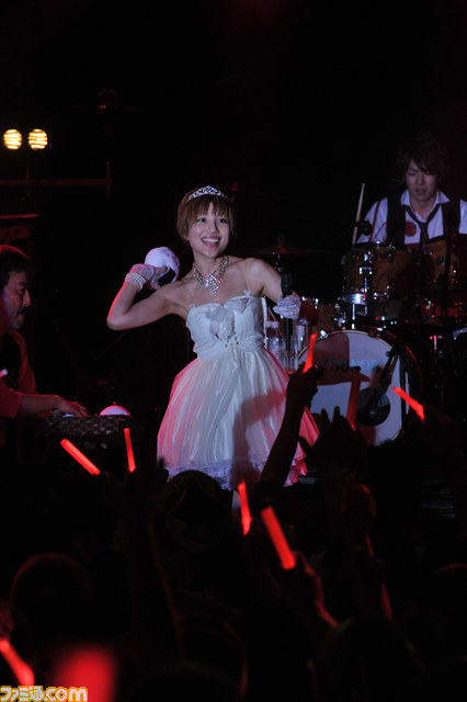 ファンとともに楽しんだバースデーライブ“長谷川明子ソロライブ ～Birthday Party2012～”_49