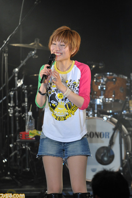 ファンとともに楽しんだバースデーライブ“長谷川明子ソロライブ ～Birthday Party2012～”_51