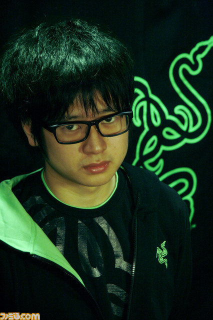 Razerが日本の格闘ゲーマーとプロ契約 Team Razerにふ～ど選手と板橋ザンギエフ選手が参加_02