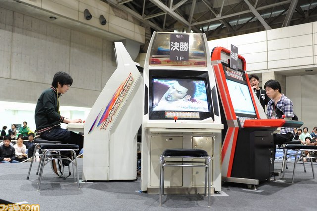 ウメハラも登場した対戦格闘ゲームイベント“超闘劇”をリポート【ニコニコ超会議2012】_08