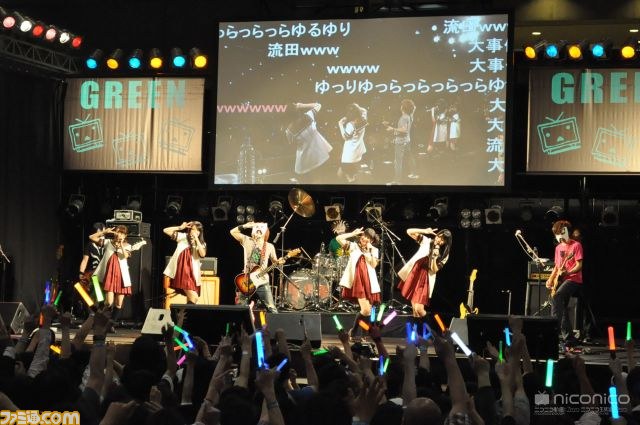 “超NovelsM@sterコンテスト”の生アフレコも！　電波研究社LIVE SPECIALリポート【ニコニコ超会議2012】_03