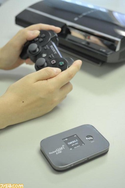 もっと高速、快適になった“Pocket WiFi LTE”で、いつでもどこでもオンラインでゲームが楽しめる！_05
