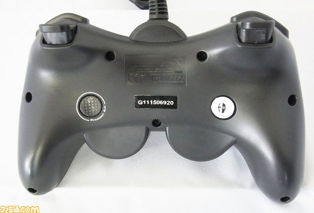 マッドキャッツ、左スティックと方向キーの配置を交換できるPS3にも対応したゲームパッドなどを発売_04