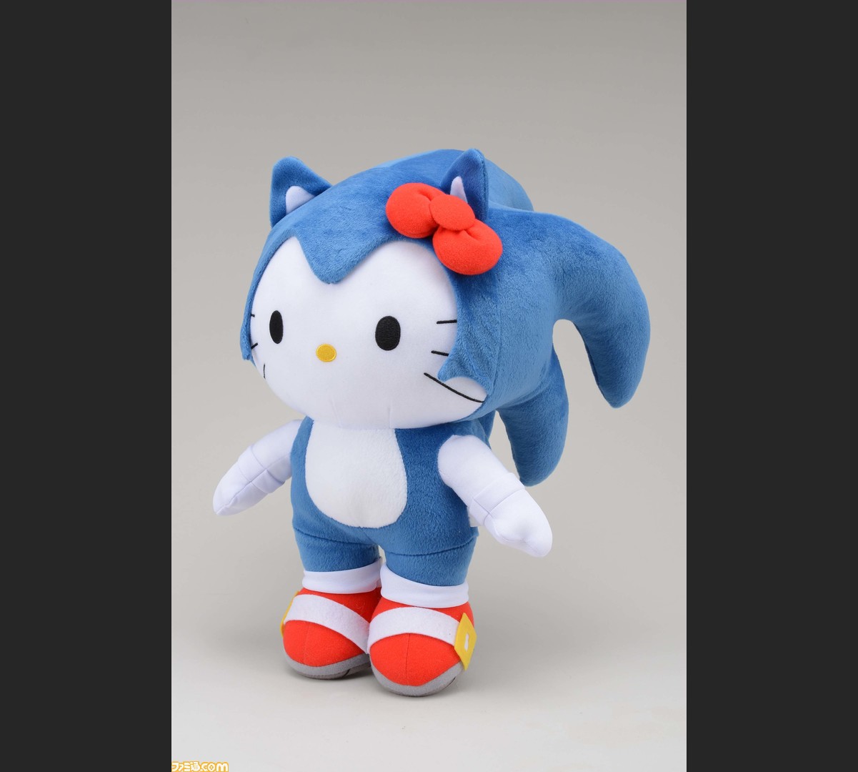 SONIC×HELLO KITTY　コラボぬいぐるみ　ソニック×ハローキティ