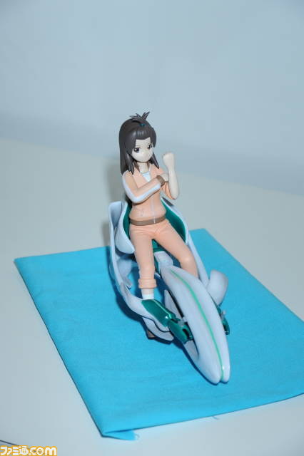 “ワンフェス2012［夏］”で人が搭乗可能なロマン溢れる巨大ロボ“クラタス”がお披露目【動画あり】_25
