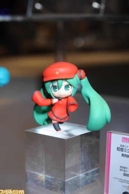 “ワンフェス2012［夏］”で人が搭乗可能なロマン溢れる巨大ロボ“クラタス”がお披露目【動画あり】_50